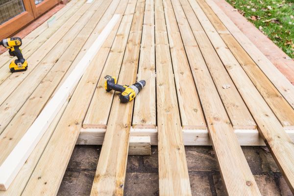 Cost of Damaged Deck Boards Repair in Springfield