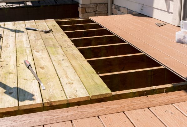 Cost of Deck Floor Replacement in Springfield