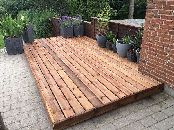 Cost of Platform Deck Installation in Springfield