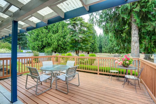 Cost of Deck Carpentry Service in Springfield